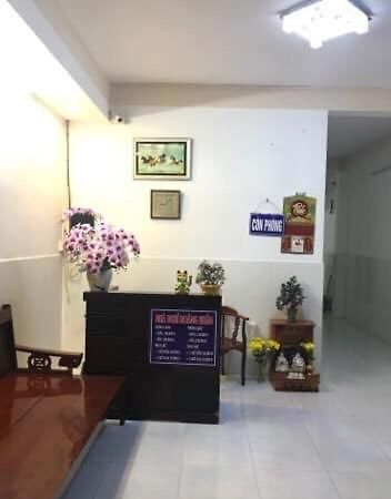 Nha Nghi Hoang Huan Hotel Long Xuyên Buitenkant foto